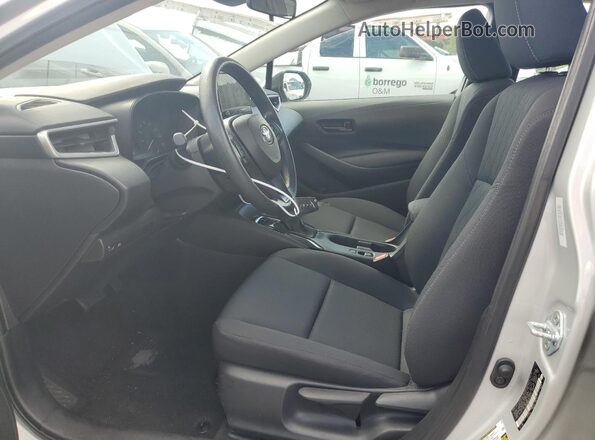 5YFB4MDE5PP030539 2023 TOYOTA LL Silver Front interior view