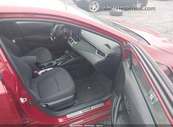 5YFEPMAE3NP387059 2022 TOYOTA LL Красный Вид салона спереди