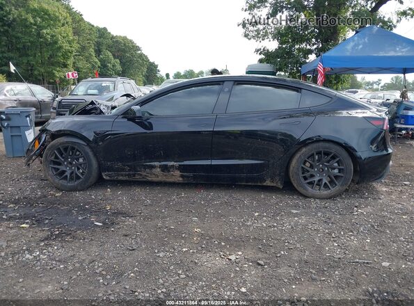 5YJ3E1EA3RF746589 2024 TESLA MODEL 3 Черный Вид задней части салона