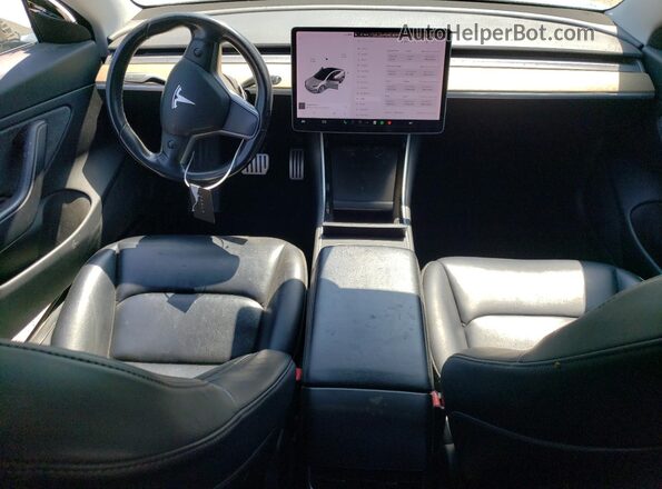 5YJ3E1EB0JF083446 2018 TESLA MODEL Silver წინა პანელის ხედი