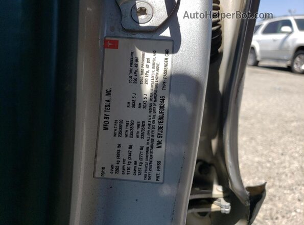 5YJ3E1EB0JF083446 2018 TESLA MODEL Silver ძრავის განყოფილების ხედი