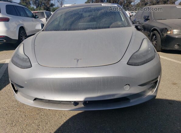 5YJ3E1EB0JF083446 2018 TESLA MODEL Silver წინა ხედი