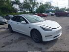 2022 Tesla Model 3 Long Range Dual Motor All-wheel Drive White vin: 5YJ3E1EB0NF351174