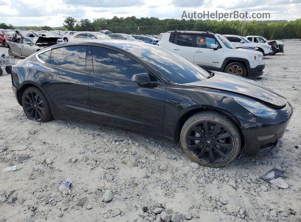 5YJ3E1EB3JF147527 2018 TESLA MODEL Черный Передняя правая четверть