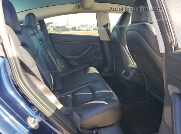 5YJ3E1EB3NF189850 2022 TESLA MODEL Blue Vista de los asientos traseros