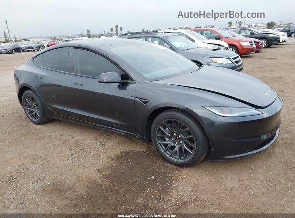 5YJ3E1EB3SF881960 2025 TESLA MODEL 3 Серый Передняя правая четверть