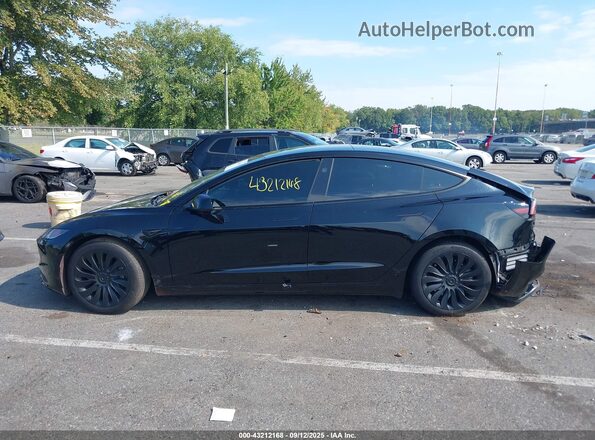 5YJ3E1EB5SF926431 2025 TESLA MODEL 3 Черный Вид задней части салона