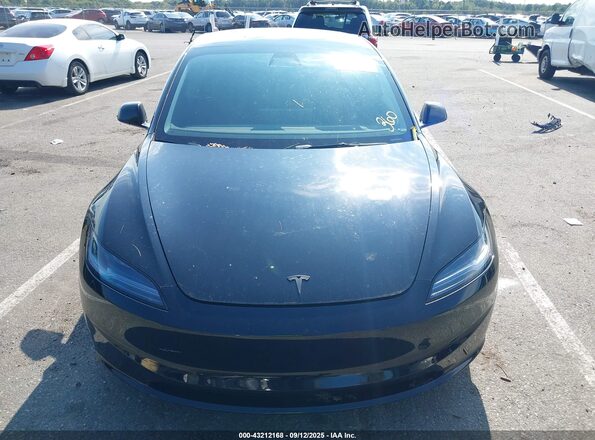 5YJ3E1EB5SF926431 2025 TESLA MODEL 3 Черный Вид панели приборов