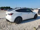 2021 Tesla Model Y Белый vin: 5YJYGAEE1MF214656
