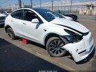 2021 Tesla Model Y Long Range Dual Motor All-wheel Drive White vin: 5YJYGAEEXMF158832