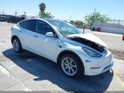 2021 Tesla Model Y Long Range Dual Motor All-wheel Drive White vin: 5YJYGDEE2MF270641