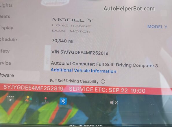 5YJYGDEE4MF252819 2021 TESLA MODEL Y White უკანა სავარძლების ხედი