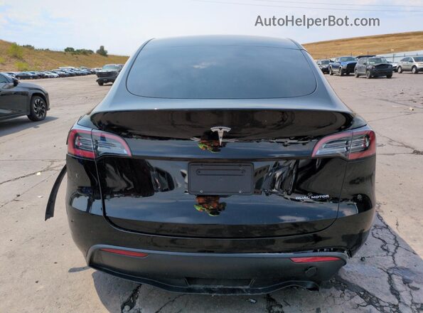 5YJYGDEE9MF219220 2021 TESLA MODEL Black Widok z tyłu