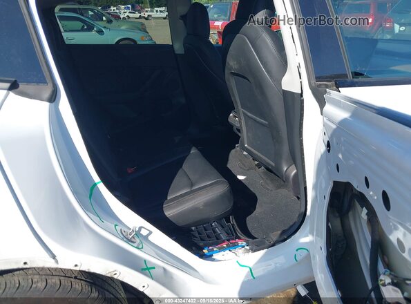 5YJYGDEEXMF078528 2021 TESLA MODEL Y White VIN კოდის სტიკერის ხედი