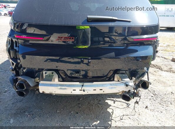 5YM33CS09R9V32737 2024 BMW OTHER Зеленый Вид спереди
