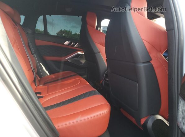 5YMCY0C07M9G68178 2021 BMW X6 Белый Вид задней части салона