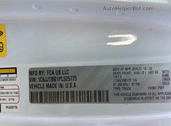 1C6JJTBG1PL525775 2023 JEEP GLADIATOR Белый Вид задней части салона