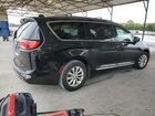 2018 Chrysler Pacifica Touring L Black vin: 2C4RC1BG2JR120890