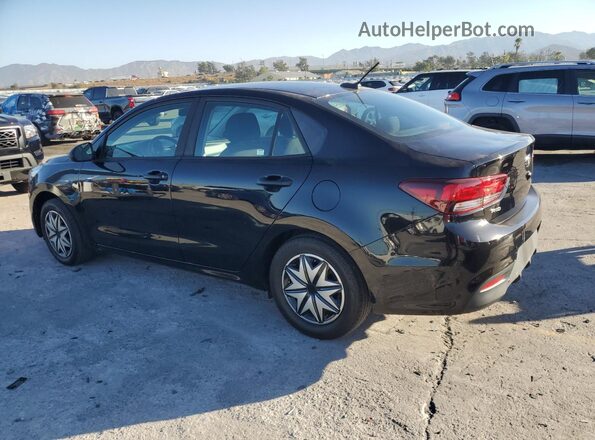 3KPA24AB3JE127632 2018 KIA RIO Черный Задняя правая четверть