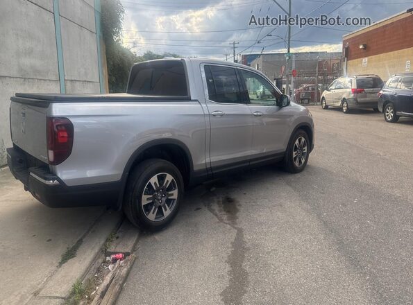 5FPYK3F74JB003769 2018 HONDA RIDGELINE Silver Vista frontal