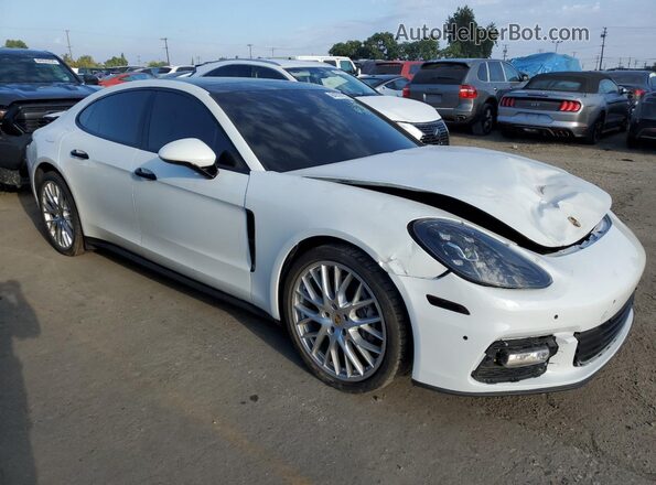WP0AA2A73HL103786 2017 PORSCHE PANAMERA Белый Вид спереди