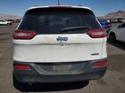 2018 Jeep Cherokee Latitude Plus White vin: 1C4PJLLB6JD525083
