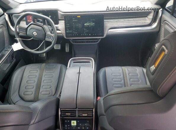 7FCTGAAL2NN000688 2022 RIVIAN R1T Green Առջևի վահանակի տեսք