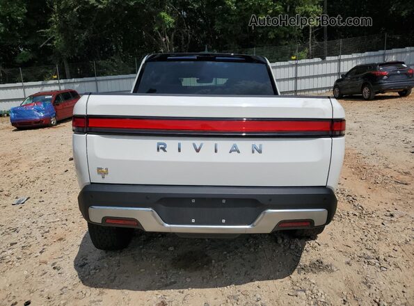 7FCTGAAL9NN009808 2022 RIVIAN R1T Белый Вид сзади