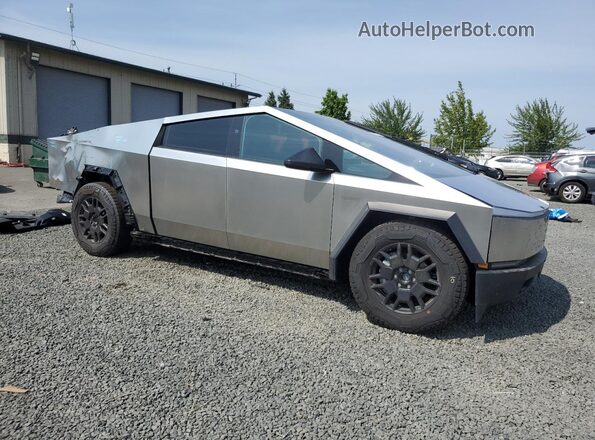 7G2CEHED5RA035120 2024 TESLA CYBERTRUCK Silver წინა მარჯვენა