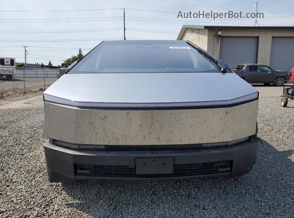 7G2CEHED5RA035120 2024 TESLA CYBERTRUCK Silver წინა ხედი