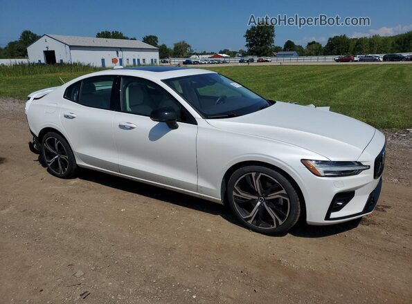 7JRL12FK2RG314608 2024 VOLVO S60 White Front right