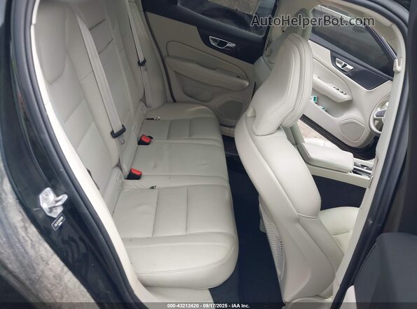 7JRL12TZ2NG176080 2022 VOLVO S60 Black Widok naklejki z numerem VIN