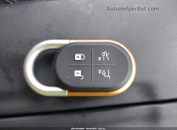 7PDSGABA3RN036435 2024 RIVIAN R1S Gray Dashboard view