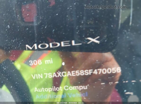 7SAXCAE58SF470056 2025 TESLA MODEL X Красный Панорамный вид салона 360°