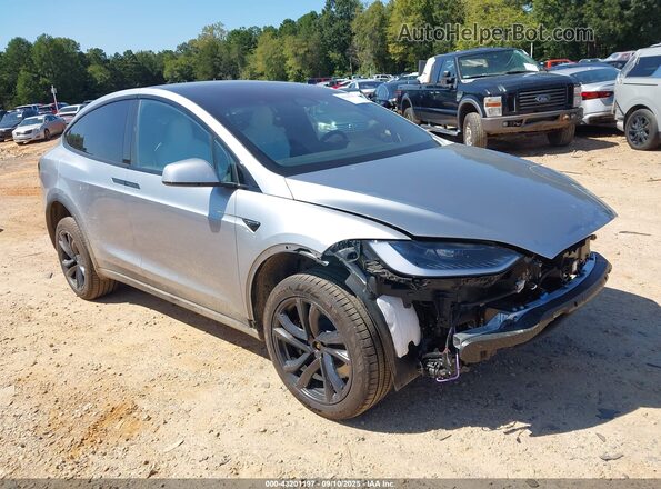 7SAXCBE52TF472585 2026 TESLA MODEL X Silver Передня права чверть