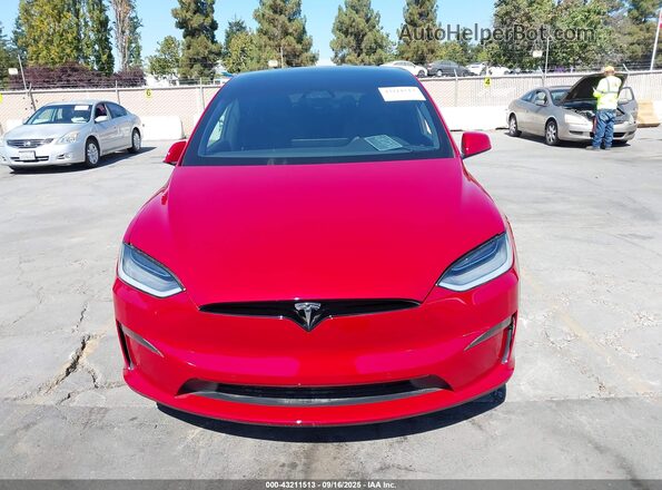 7SAXCBE68NF337848 2022 TESLA MODEL X Красный Вид спереди