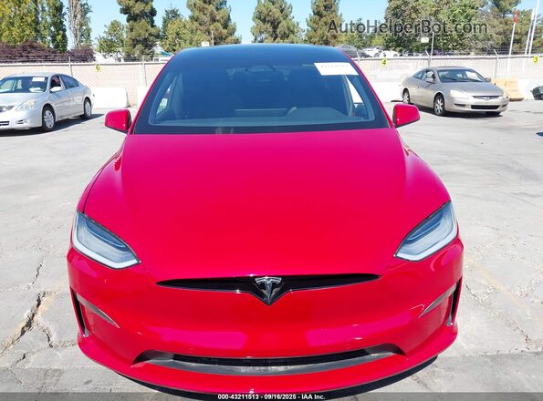7SAXCBE68NF337848 2022 TESLA MODEL X Красный Вид панели приборов