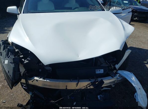 7SAXCBE69PF429215 2023 TESLA MODEL X Белый Вид спереди