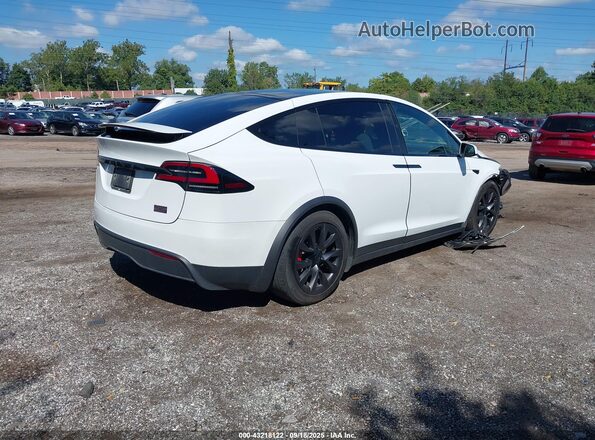 7SAXCBE69PF429215 2023 TESLA MODEL X Белый Задняя правая четверть
