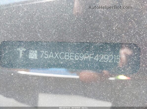 7SAXCBE69PF429215 2023 TESLA MODEL X Белый Вид подкапотного пространства