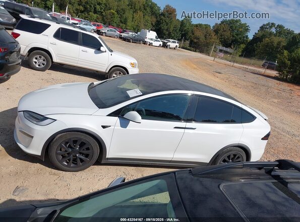7SAXCDE58NF339943 2022 TESLA MODEL X Белый Панорамный вид салона 360°