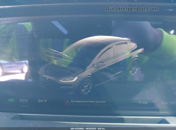 7SAXCDE5XPF413723 2023 TESLA MODEL X Черный Вид задних сидений