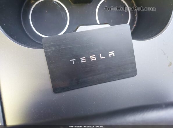 7SAYGAEE0PF606695 2023 TESLA MODEL Y Gray Вид панелі приладів