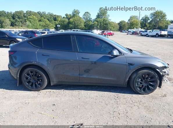 7SAYGAEE0PF606695 2023 TESLA MODEL Y Gray Вид задньої частини салону