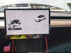 2025 Tesla Model Y Long Range Dual Motor All-wheel Drive White vin: 7SAYGAEE4SF283972