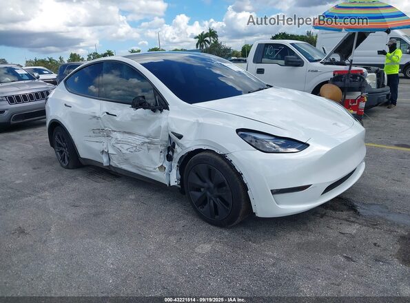 7SAYGAEE4SF283972 2025 TESLA MODEL Y White Przód prawy