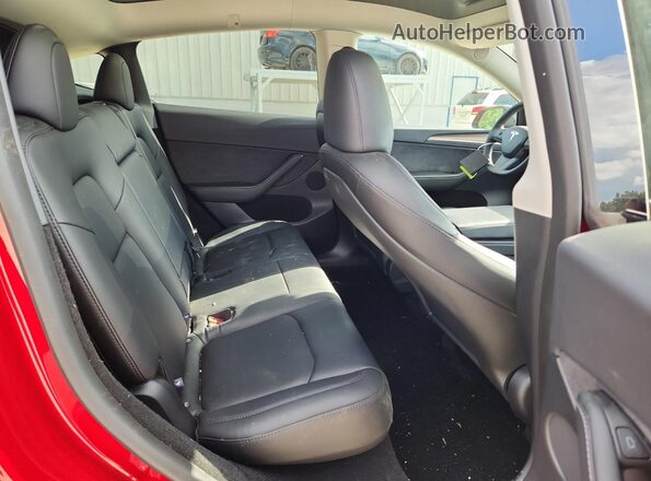 7SAYGDED0SF256406 2025 TESLA MODEL Красный Вид задних сидений