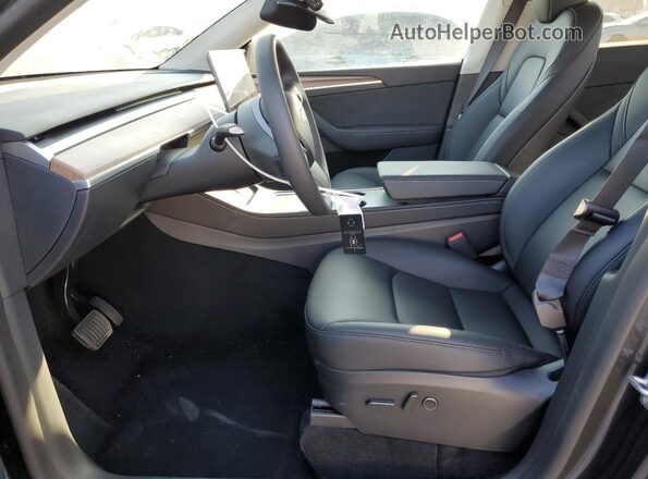 7SAYGDED3SF314489 2025 TESLA MODEL Серый Вид салона спереди