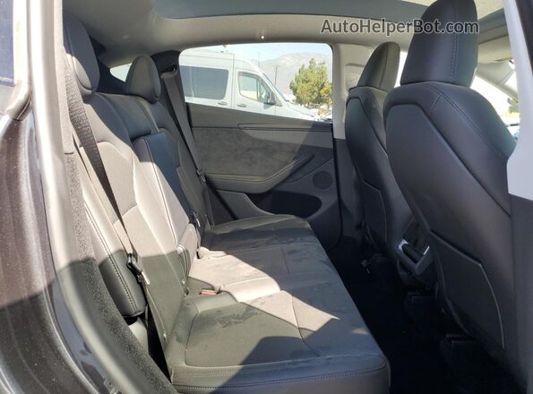 7SAYGDED4TF419835 2026 TESLA MODEL Gray Հետևի նստատեղերի տեսք