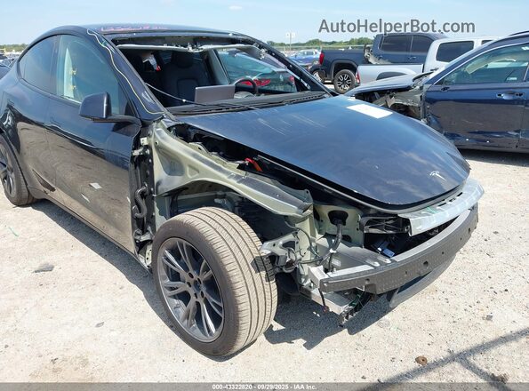 7SAYGDED6SA359486 2025 TESLA MODEL Y Gray Front view